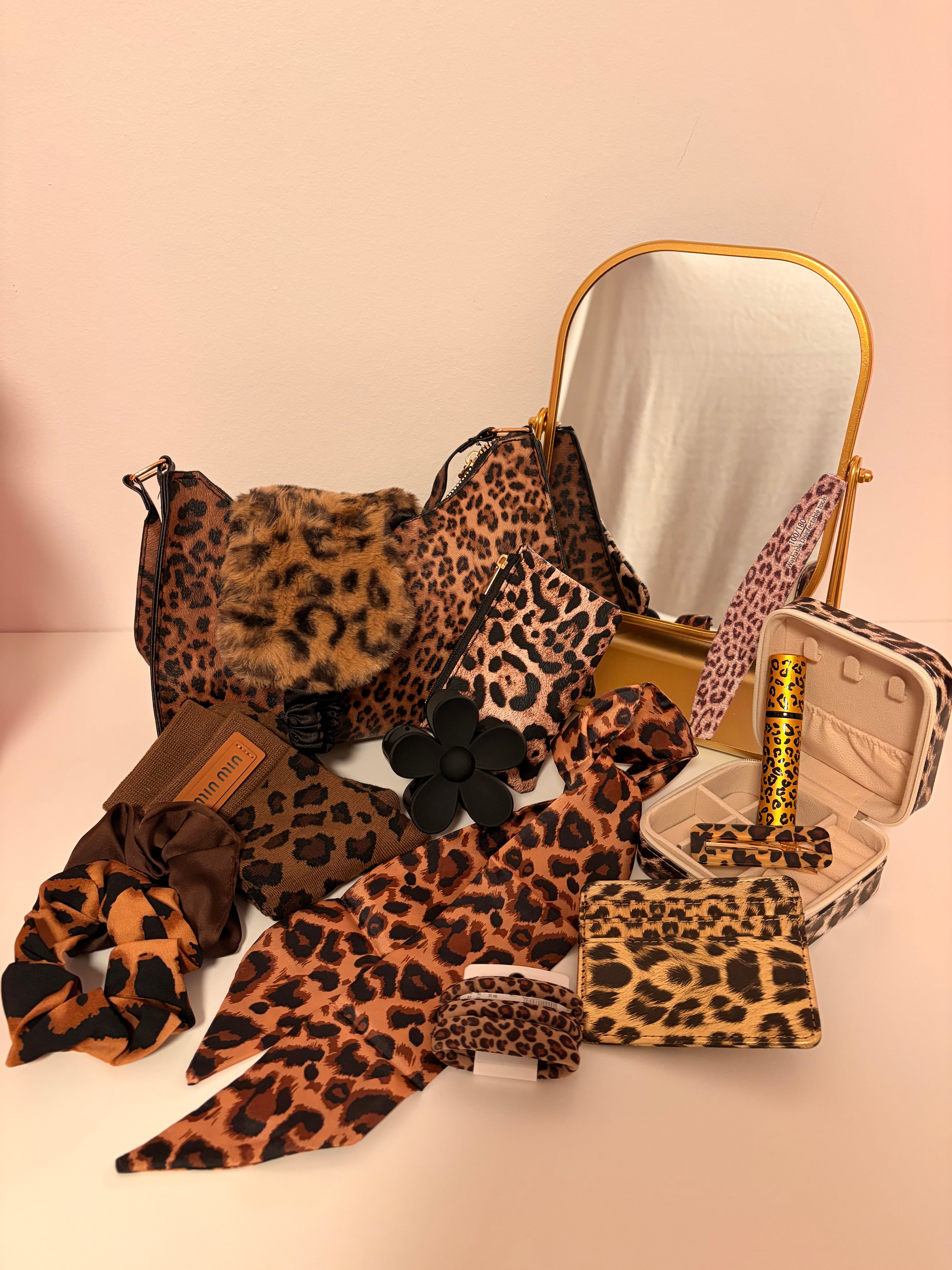 Wild Leo Box